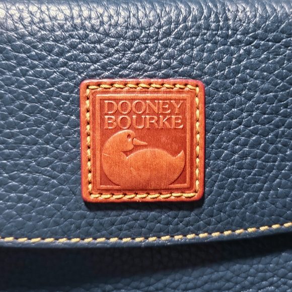 NWT - Vintage Dooney & Bourke Navy and Tan Leather Satchel - Picture 6 of 13